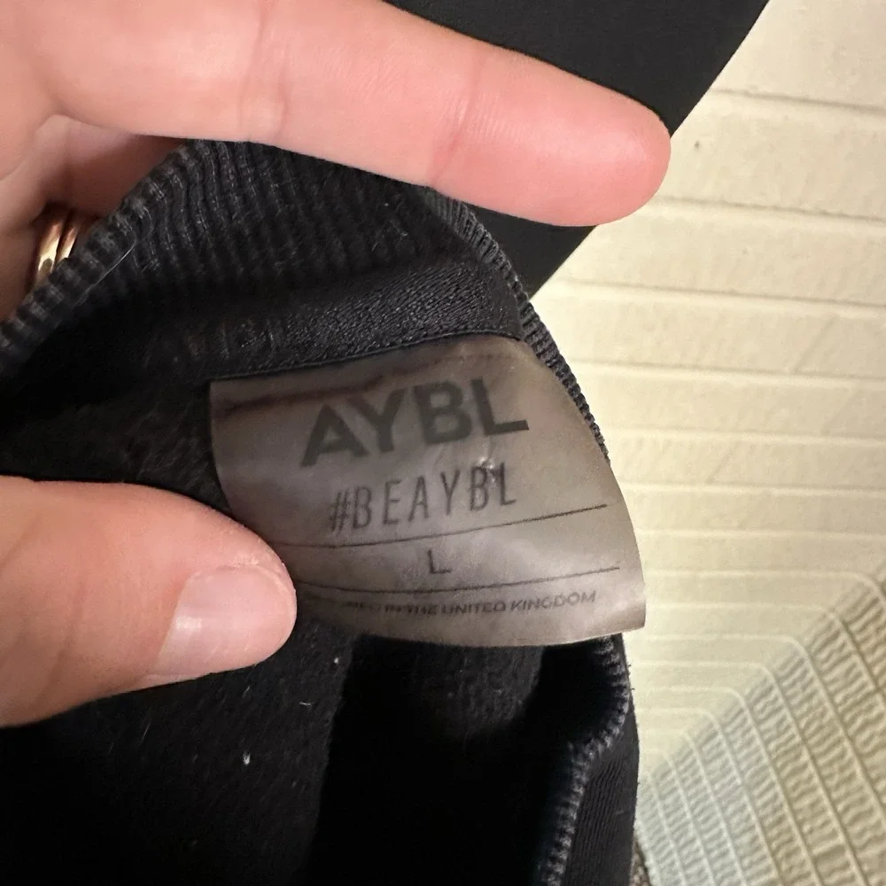 AYBL Women's Black Everyday Relaxed Crewneck Sweatshirt Size L Athletic  Basic